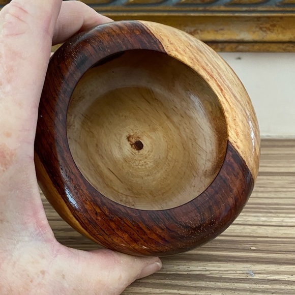 Small 2 Toned Wood Turned Trinket Box with Lid - Picture 8 of 8